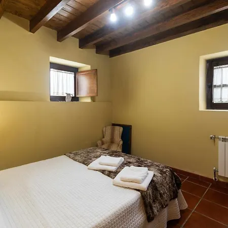 Casa La Aldea De Guadamia Holiday home Llames de Pria